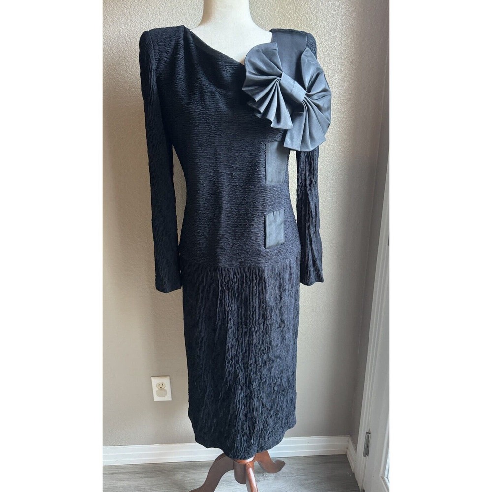 Leslie Lucks Black Fancy Dress Dynasty 6 Medium Glam Vintage‎ 80s Bold Dressy